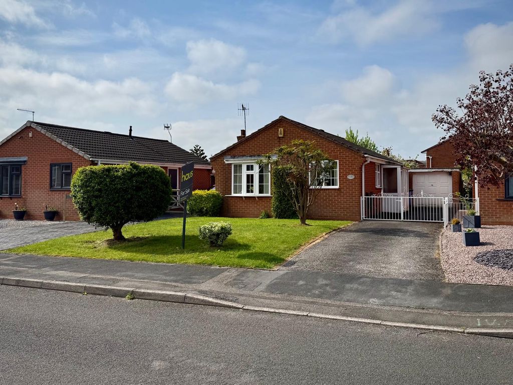 Hoylake Avenue
